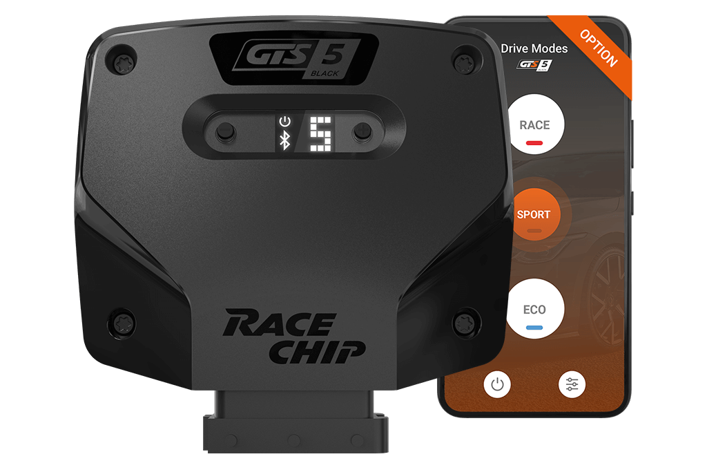 Centralina RaceChip GTS 5 Black accanto a uno smartphone con l'app opzionale che mostra le modalità di guida RACE, SPORT ed ECO.