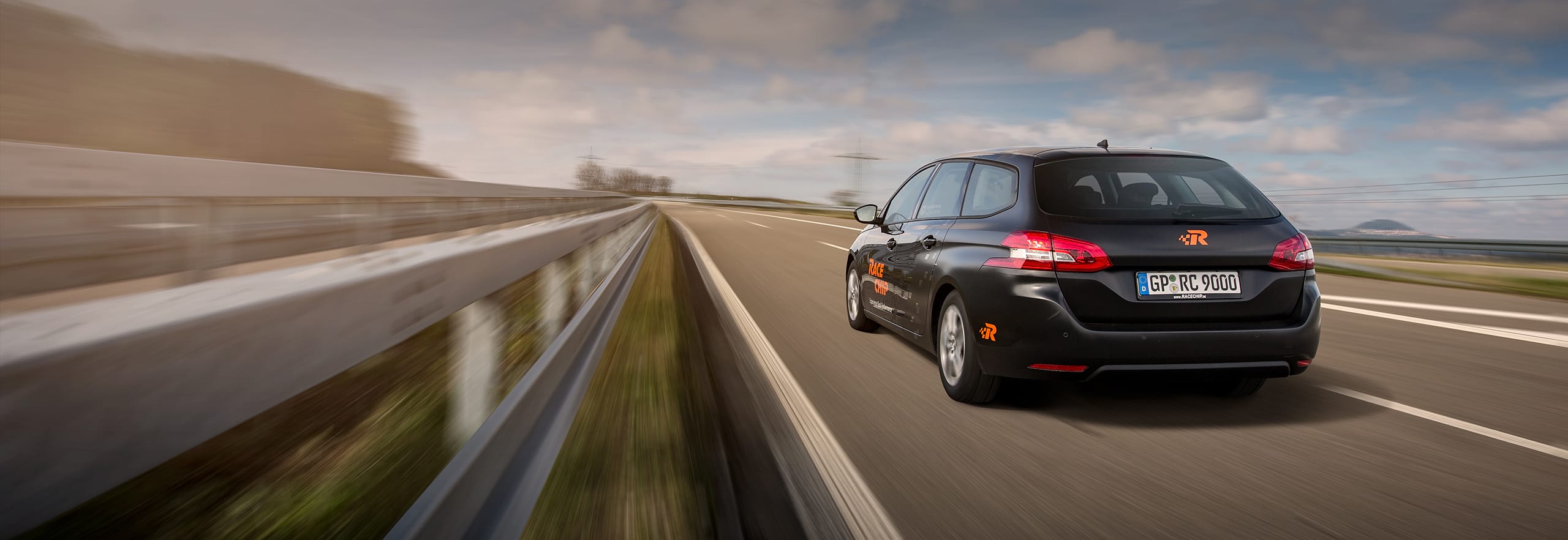 Chip tuning RaceChipFatto su misura per il tuo Peugeot.